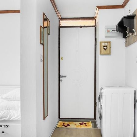 Solhouse Apartment จีโรคาสเตอร์ ภายนอก รูปภาพ